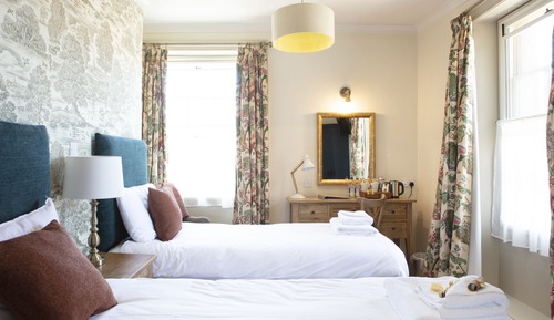 Zweibettzimmer, 2 Einzelbetten, mit Bad