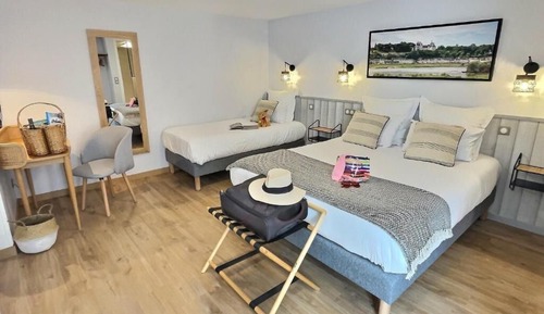 Dreibettzimmer, Blick auf den Innenhof