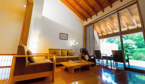 Luxury-Suite, Mehrere Betten, Nichtraucher (Annex, BUNA, Private bath)