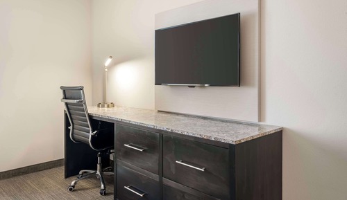 Standardzimmer, 1 King-Bett, barrierefrei, Kühlschrank und Mikrowelle