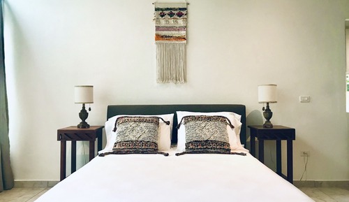 Deluxe-Suite, 1 Queen-Bett und Schlafsofa, Talblick, zum Garten hin