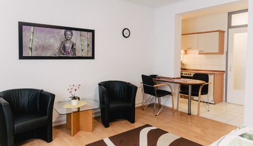 Apartment (EG 01)