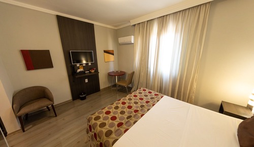 Quarto Superior, Class A, Cama Quenn