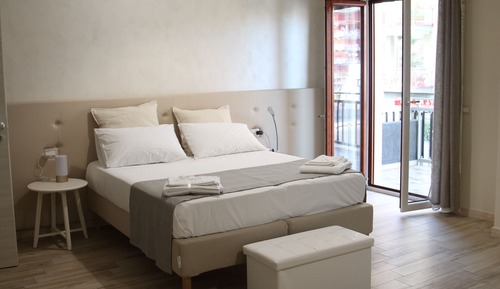 Junior-Suite, mit Bad (with shower balcony)