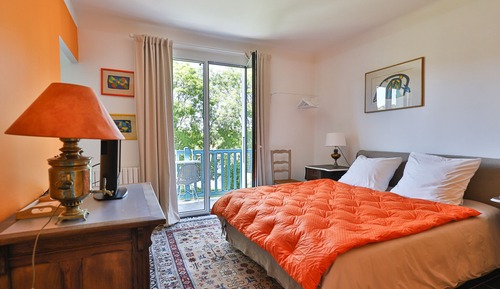 Doppelzimmer (Orange)