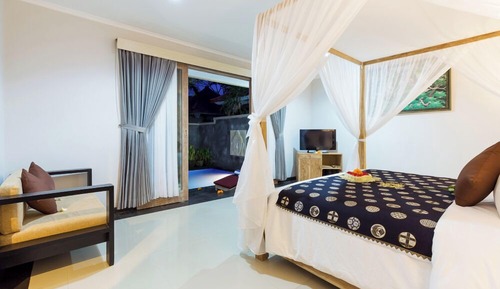Honeymoon Package at One Bedroom Villa with Private Pool