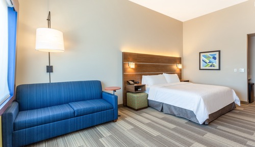 Suite, 1 King-Bett, barrierefrei (Communication, Mobil Roll-In Shower)