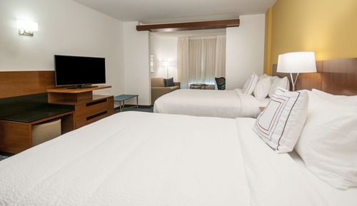Zimmer, 2 Queen-Betten