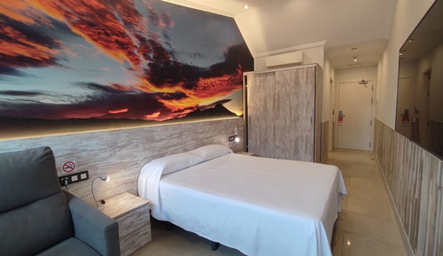 Deluxe-Dreibettzimmer