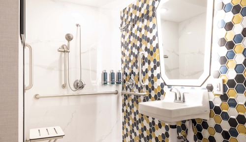 Zimmer, 2 Queen-Betten, barrierefrei (Mobility, Roll-In Shower)