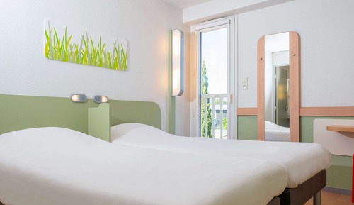 Zweibettzimmer, 2 Einzelbetten