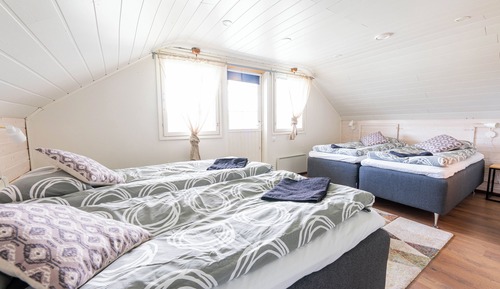 Luxury-Ferienhaus, 3 Schlafzimmer, Sauna, Flussblick