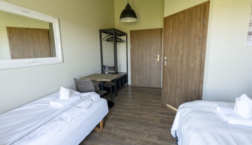 Dreibettzimmer, barrierefrei, eigenes Bad