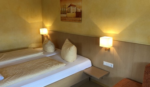 Dreibettzimmer