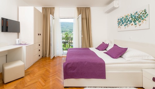 Standard-Doppelzimmer, Gartenblick