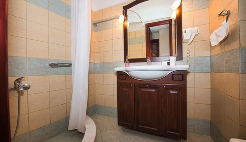 Family Room, Fireplace