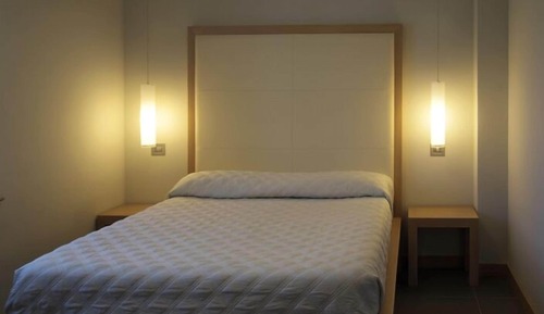 Classic-Doppel- oder -Zweibettzimmer