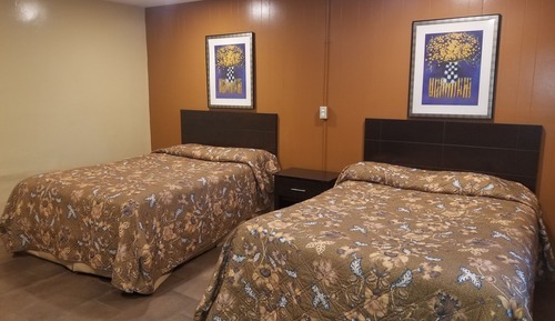 Basic-Doppelzimmer, 2 Queen-Betten, Raucher