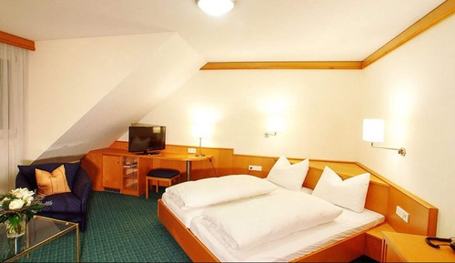 Standard-Doppelzimmer