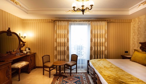 Royal-Doppelzimmer, 1 King-Bett, Nichtraucher, Stadtblick
