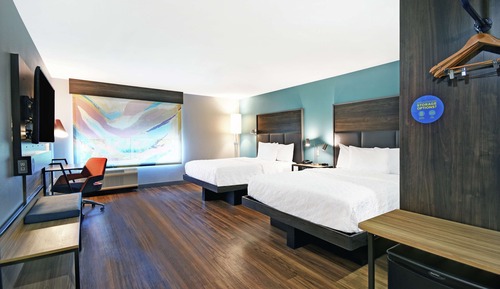 Zimmer, 2 Queen-Betten, barrierefrei (Hearing, Roll-in Shower)