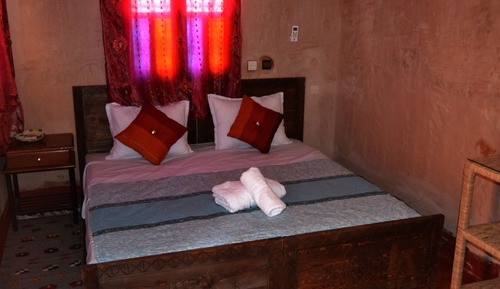 Traditional Double Room, 1 Queen Bed, Ensuite, Garden View