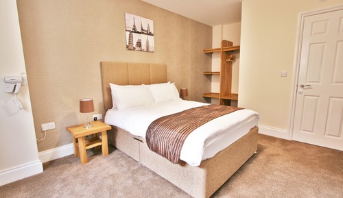 Doppel- oder Zweibettzimmer, Nichtraucher