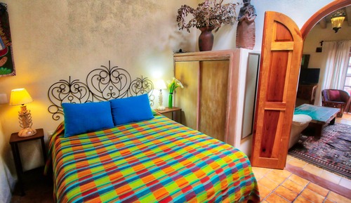 Deluxe-Apartment, Mehrere Betten, Nichtraucher, Blick auf den Innenhof (El Sol)