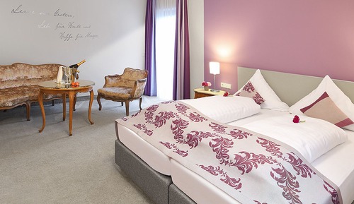 Comfort-Doppelzimmer (PLUS mit Stilmöbel)