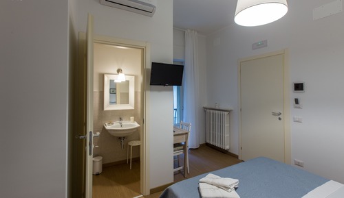 Doppelzimmer, Blick auf den Innenhof