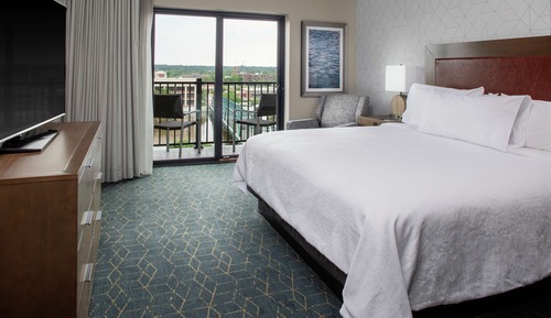 Suite, 1 King-Bett, Balkon (Water View)