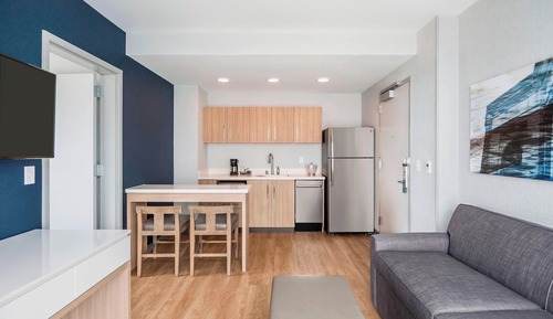 Suite, 1 Schlafzimmer (Mobility Accessible, Tub)