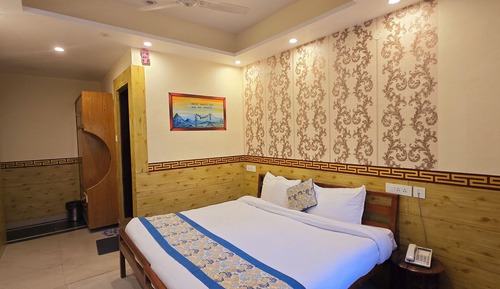 Superior-Doppel- oder -Zweibettzimmer, 1 King-Bett, Bergblick