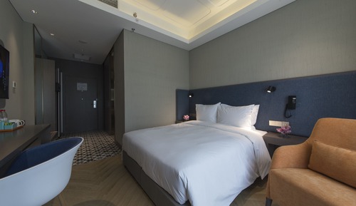 Suite, Mehrere Betten, barrierefrei (Courtyard Access)