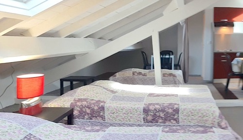 Familien-Penthouse, eigenes Bad (au 2  étage)