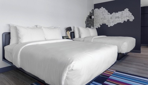 aloft, Zimmer, 2 Queen-Betten, Nichtraucher