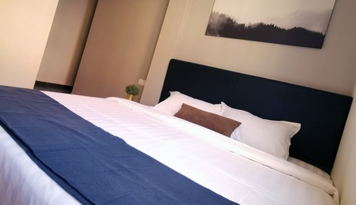 Basic-Doppelzimmer, 1 King-Bett, ohne Fenster