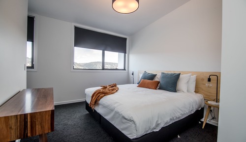 City-Apartment, 1 King-Bett, Stadtblick