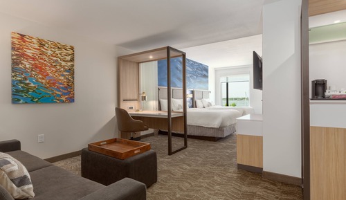 Suite, 2 Queen-Betten (Mobility Accessible, Roll-In Shower)