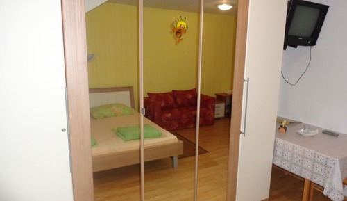 Apartment, Balkon