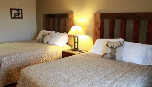 Vierbettzimmer, mit Bad (Queen Double Handicap)