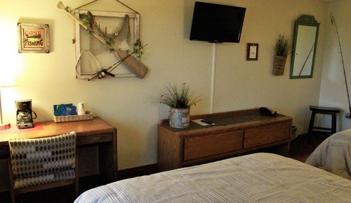 Standard-Vierbettzimmer, mit Bad (Queen Double)