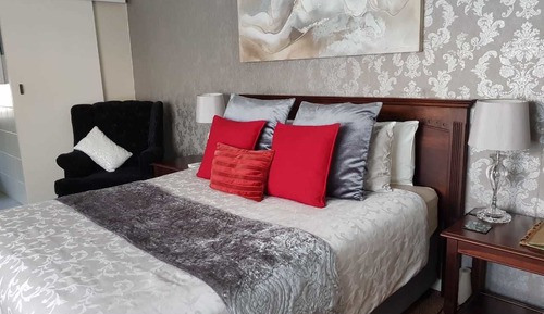 Deluxe-Doppelzimmer, 1 Queen-Bett, Poolblick