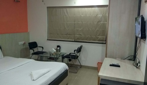 Deluxe-Doppelzimmer, 1 Doppelbett, Raucher, Stadtblick