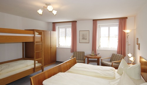 Familienzimmer, eigenes Bad