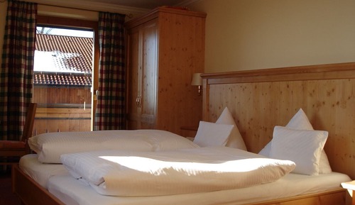 Basic-Doppelzimmer, 1 Queen-Bett, Nichtraucher, Bergblick