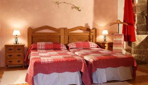 Superior-Doppel- oder -Zweibettzimmer