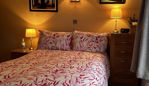 Double room-Superior-Ensuite with Shower-Garden View-Room 2