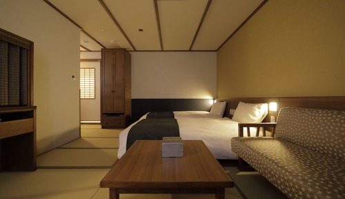 Zimmer (Japanese Style Semi-Suite)