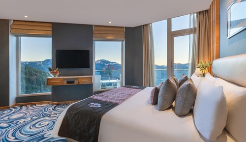 Suite, 1 Queen-Bett, Gartenblick